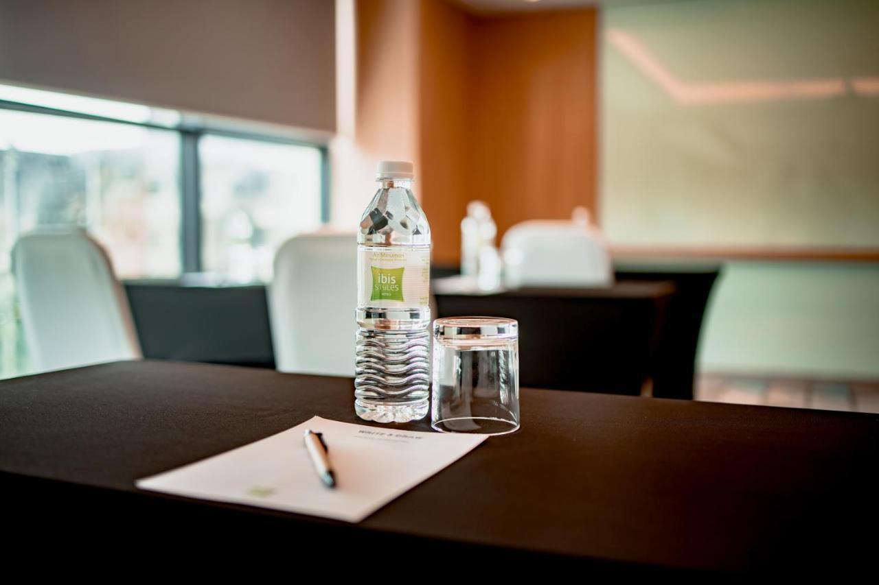 Отель Ibis Styles Кота-Бару Экстерьер фото