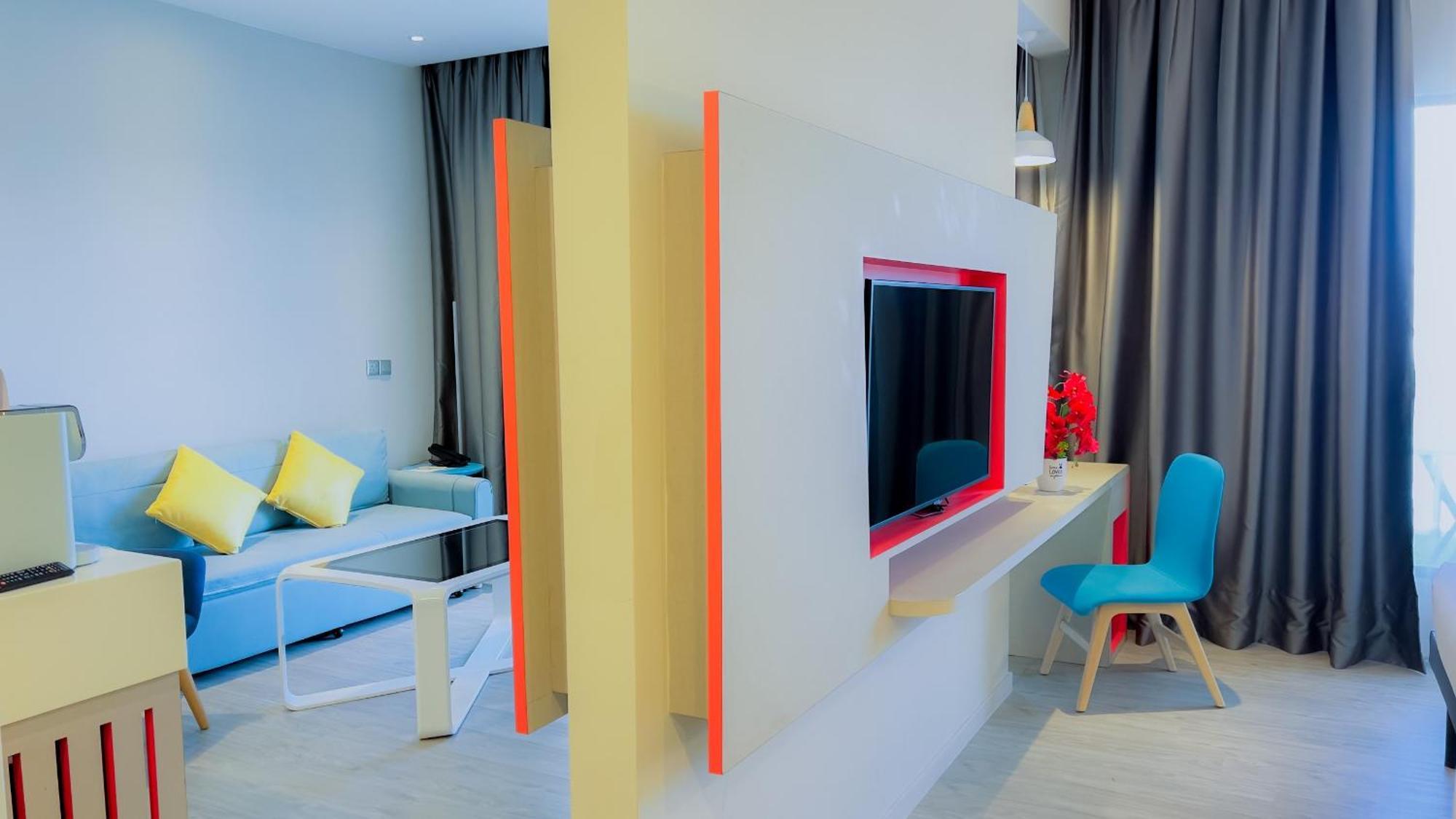 Отель Ibis Styles Кота-Бару Экстерьер фото