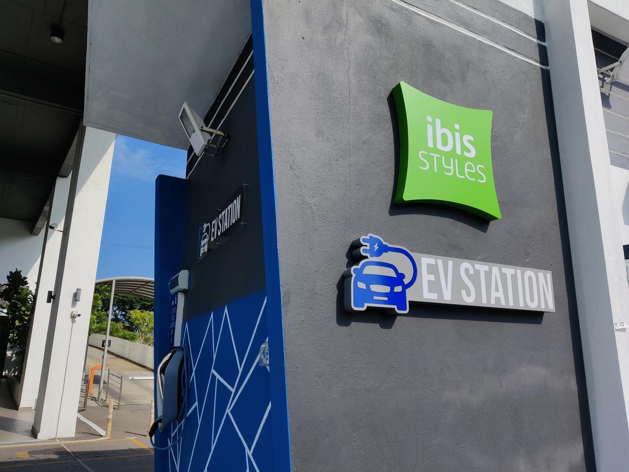 Отель Ibis Styles Кота-Бару Экстерьер фото